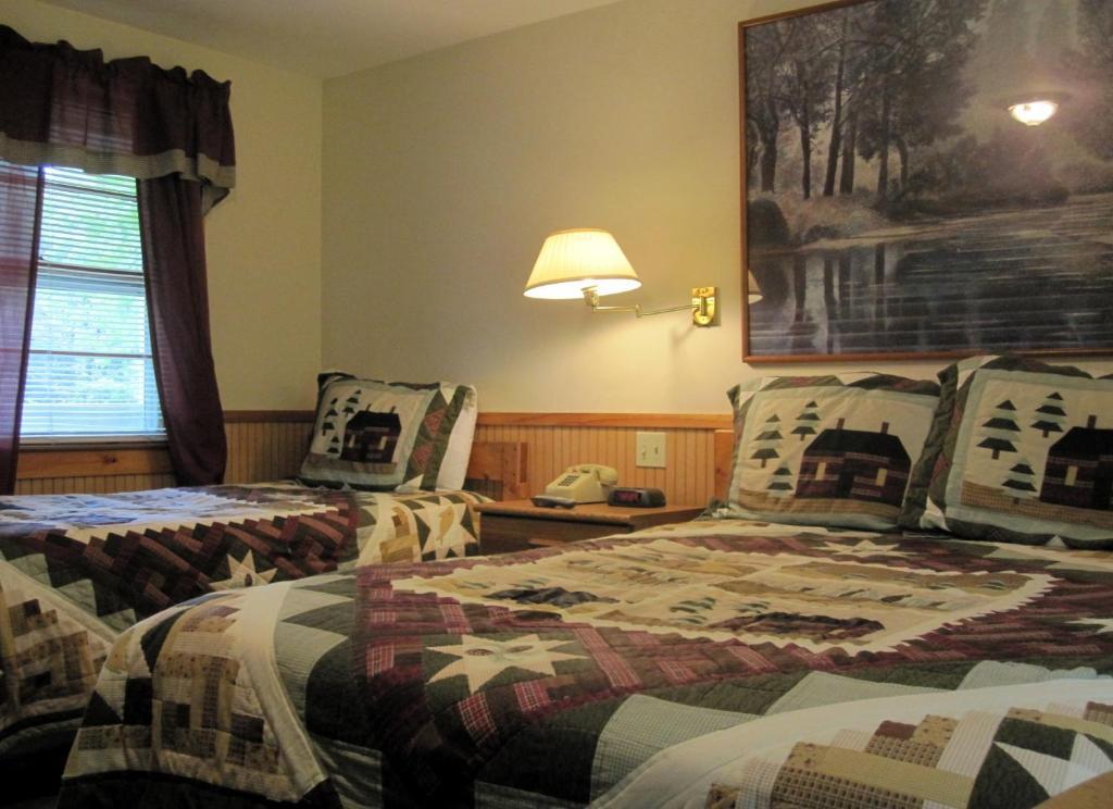 Bear Tree Lodge Weirs Beach Exterior foto